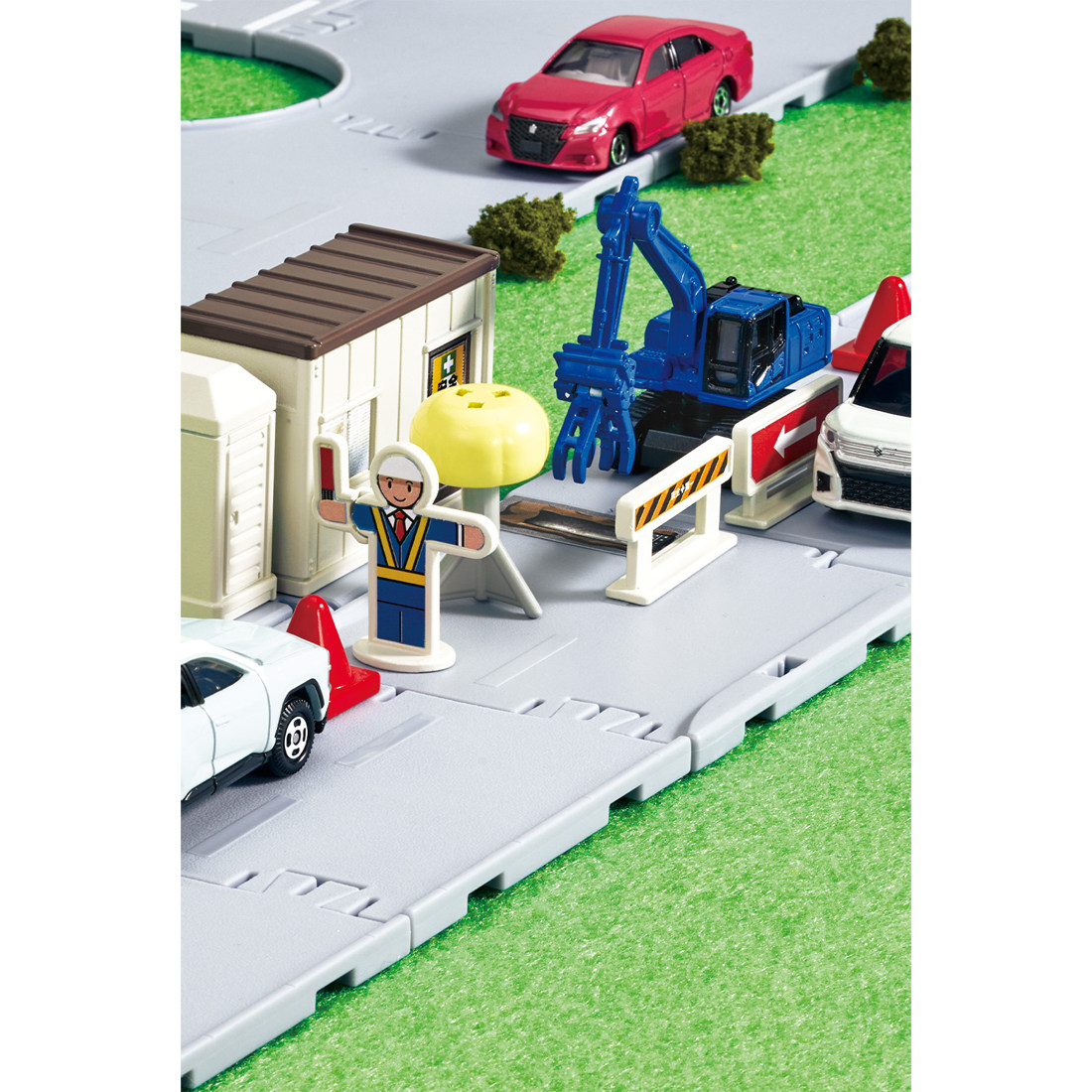 Tomica Town Road Construction  - огляд і ціна Kids Toys Usa